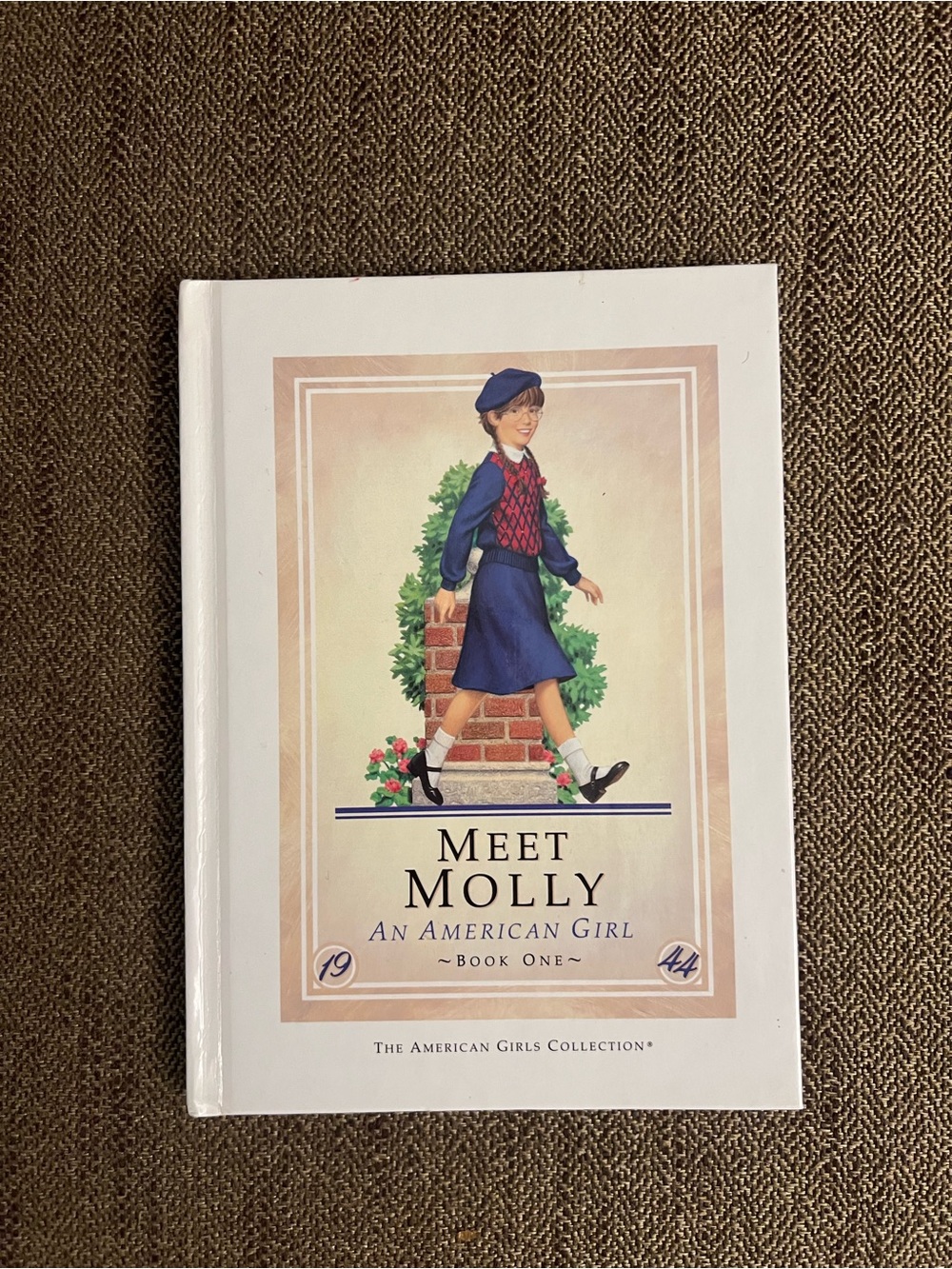 American Girl Molly Learns a Lesson Jumper and Hardcover Book. - Picture 6 of 7